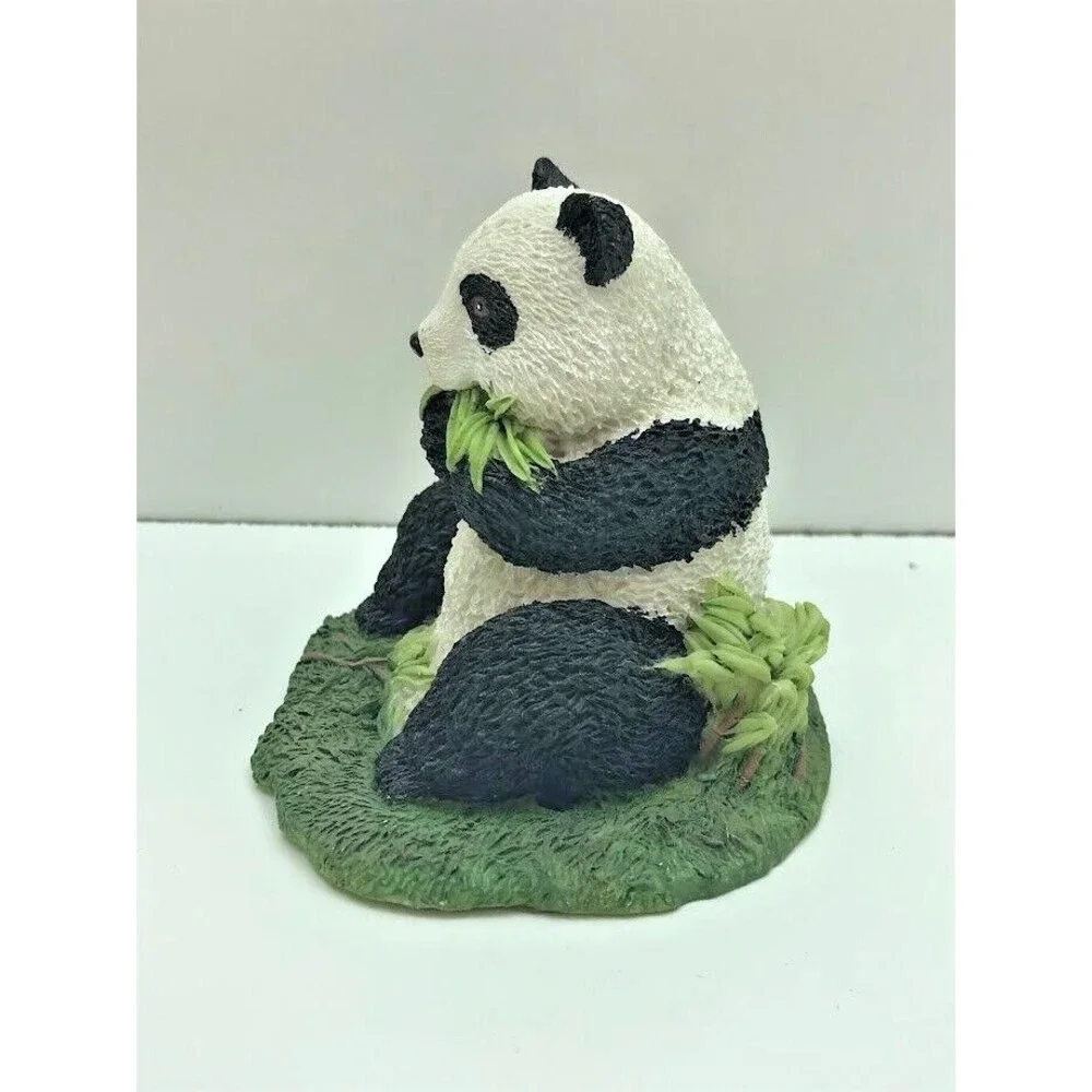 Ceramic World Inc Panda Bear Eating Bamboo Resin Figurine Statue 3.5” Figure